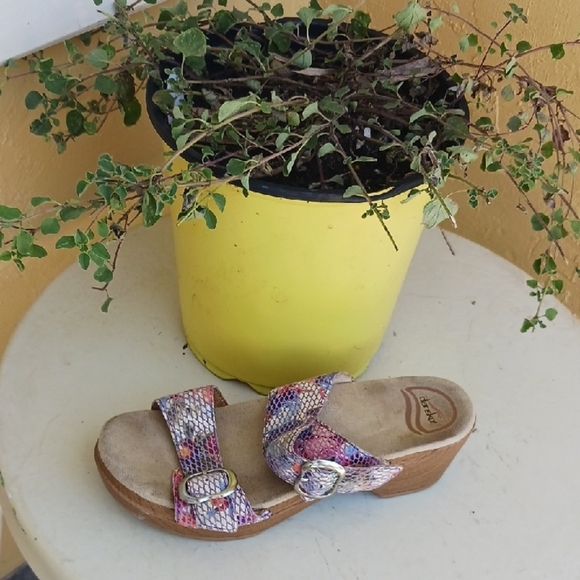 DANSKO Colorful Snake Print Wedge Sandals - Picture 5 of 5